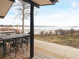 6 Person Holiday Home in Martofte