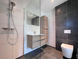 Eco-friendly Villa With Terrace and Garden