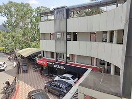 Hotel maharaja international