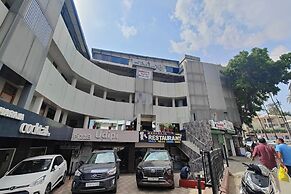 Hotel maharaja international