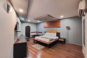 Hotel maharaja international