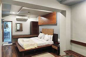Hotel maharaja international