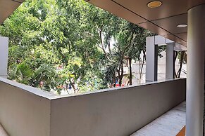 Hotel maharaja international