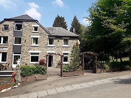Charming Cottage With Pool in Houffalize