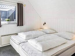 5 Star Holiday Home in Blavand