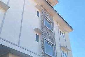 Hotel O Dkp 32