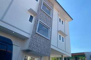 Hotel O Dkp 32