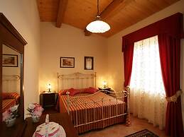 Villa With Private Pool in Piancastagnaio