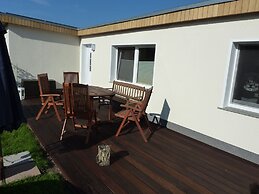 Modern Eingerichtetes Ferienhaus in Strandnahe
