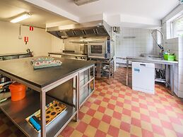 Spacious Villa Near Barvaux