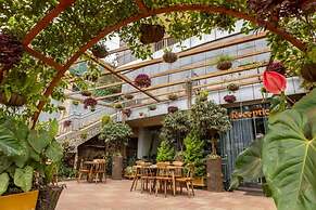 The Vinetea Hotel