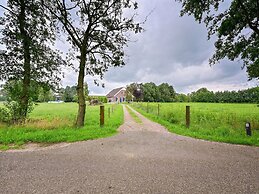 Cozy Countryside Getaway