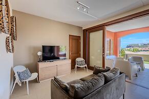 Spanish Water Apartments - Garden View