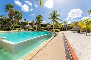 Spanish Water Apartments - Terrace