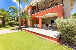 Spanish Water Apartments - Terrace