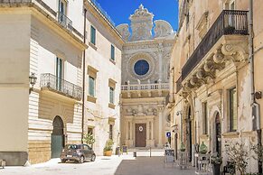 3900 Leccelsa Dimora by Barbarhouse