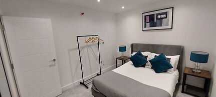 Modern 2 Bedroom Apartments - Camberley