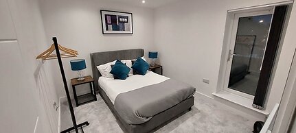 Modern 2 Bedroom Apartments - Camberley