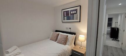 Modern 2 Bedroom Apartments - Camberley