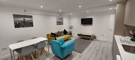 Modern 2 Bedroom Apartments - Camberley