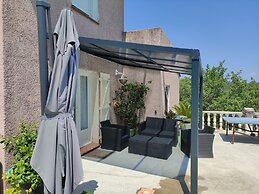 Villa in Vidauban With Pool and BBQ Terrace