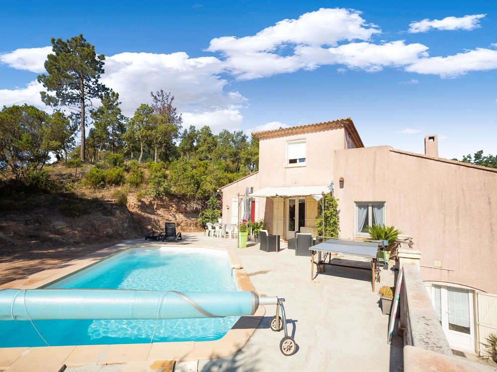 Villa in Vidauban With Pool and BBQ Terrace