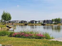 Cozy Zeeland Getaway Spot