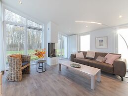 Cozy Zeeland Getaway Spot
