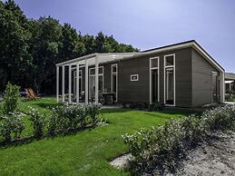 Cozy Zeeland Getaway Spot