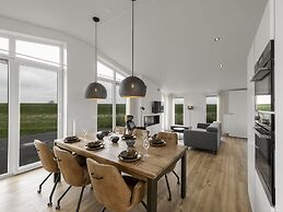Modern Wemeldinge Holiday Home for 6