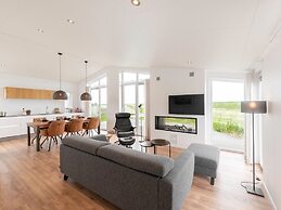 Modern Wemeldinge Holiday Home for 6