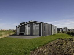 Modern Wemeldinge Holiday Home for 6