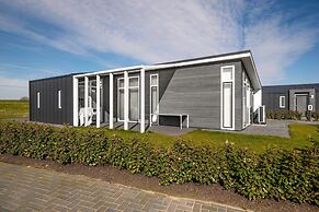 Modern Wemeldinge Holiday Home for 6