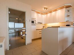 Apartment in Zeedijk With Sea View