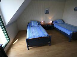 Scenic Villa in Moelan sur mer With Sauna