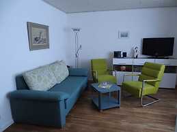 Appealing Apartment Near Town Center
