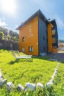 Kyrr Smart Mountain Retreat