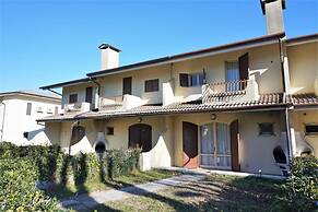 Nice Villa in Caorle With Balcony
