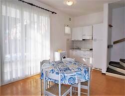 Nice Villa in Caorle With Balcony