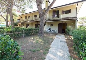 Nice Villa in Caorle With Balcony