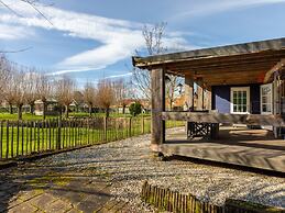 Romantic Holiday Home With Garden