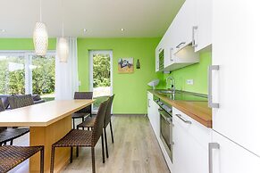 Luxusbungalow im Campingpark