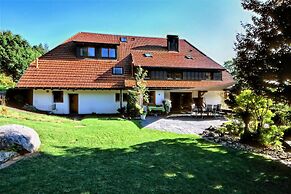 Elegante Ferienwohnung mit Aussenpool Schwarzwald