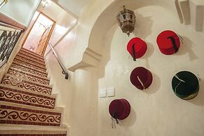 Riad Ikalimo 1