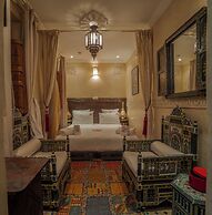 Riad Ikalimo 1