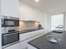 Corner Apartment in the Center With 3 Bedrooms