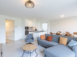 Corner Apartment in the Center With 3 Bedrooms