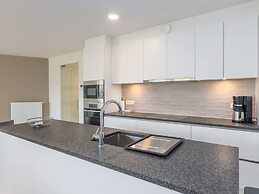 Corner Apartment in the Center With 3 Bedrooms