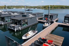 Houseboat Mookerplas With a View