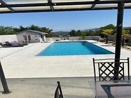Luxury Villa With Swimming Pool